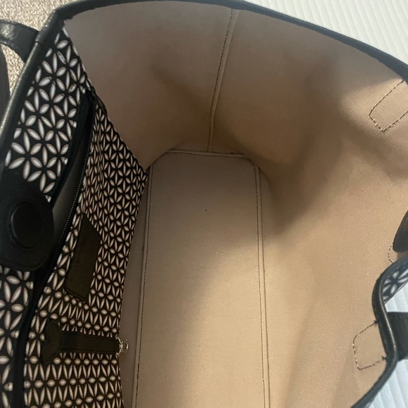 Smoke free - Picture 7 of 7